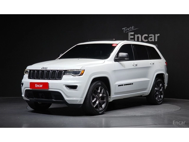 Jeep Grand cherokee 3.6* V6* 8ZF* 80TH* ANNIVERSARY* ОБДУХВАНЕ* ДИСТРО - автомобили, коли, обяви за нови и употребявани 0