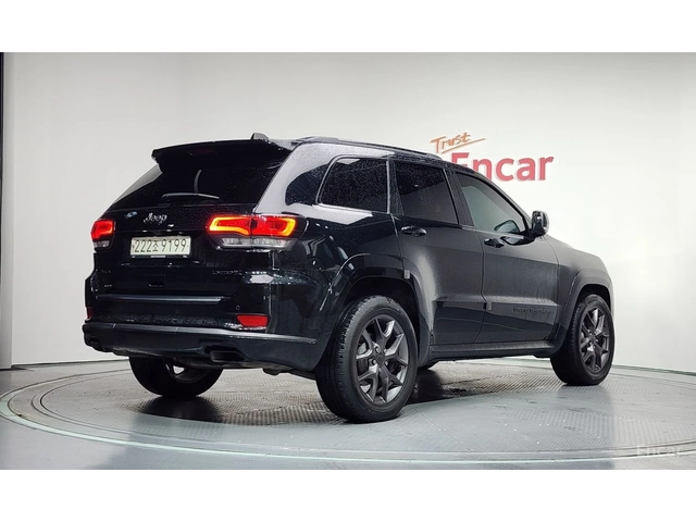 Jeep Grand cherokee 3.6* V6* 8ZF* LIMITED-X* ПОДГРЕВ* ПАНОРАМА* КАМЕРА - автомобили, коли, обяви за нови и употребявани 1