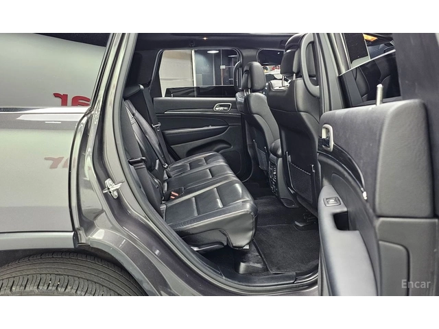 Jeep Grand cherokee 3.6* V6* 8ZF* LIMITED* ПОДГРЕВ* ОБДУХВАНЕ* 360КАМЕ - автомобили, коли, обяви за нови и употребявани 13
