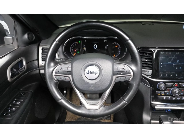 Jeep Grand cherokee 3.6* V6* 8ZF* LIMITED* ПОДГРЕВ* ОБДУХВАНЕ* 360КАМЕ - автомобили, коли, обяви за нови и употребявани 6