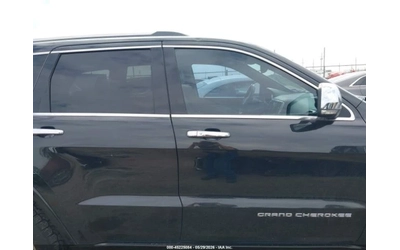 Jeep Grand cherokee Overland 5.7 HEMI V8 4x4 - автомобили, коли, обяви за нови и употребявани 10