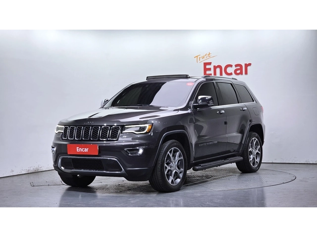 Jeep Grand cherokee 3.6 Limited | Панорама | Вентилация | Памет - автомобили, коли, обяви за нови и употребявани 0