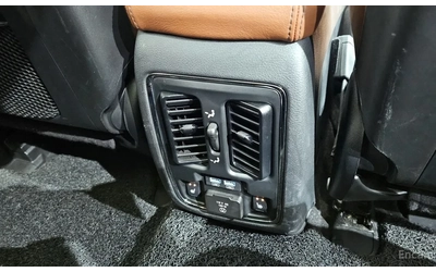 Jeep Grand cherokee SUMMMIT / ВЪЗДУХ / ОБДУХ / ПАНО / ДИСТРОНИК - автомобили, коли, обяви за нови и употребявани 15