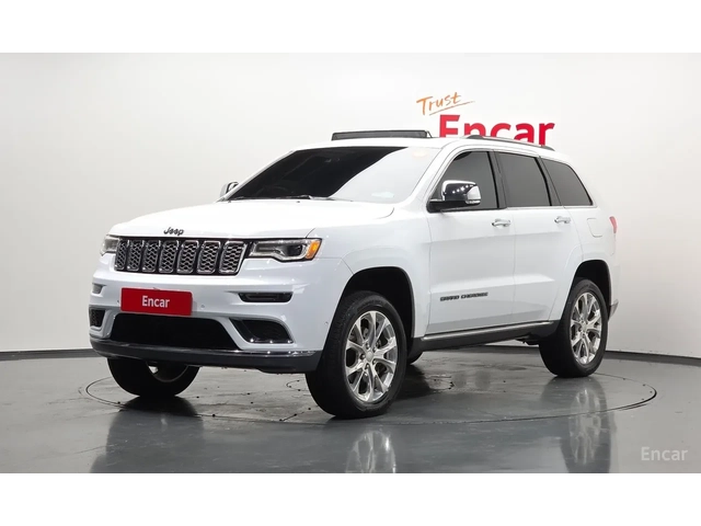Jeep Grand cherokee 3.6 V6| 4x4Summit| Пано| Дистроник| Въздушно окачв - автомобили, коли, обяви за нови и употребявани 0