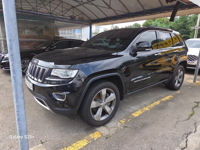 Jeep Grand cherokee 2016 3.6 LIMITED 4X4* ОБДУХВАНЕ - автомобили, коли, обяви за нови и употребявани 2