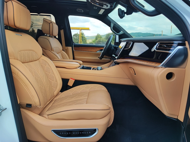 Jeep Grand Wagoneer SERIES III, 6+ 1 МЕСТА - автомобили, коли, обяви за нови и употребявани 12