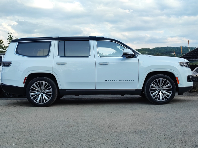 Jeep Grand Wagoneer SERIES III, 6+ 1 МЕСТА - автомобили, коли, обяви за нови и употребявани 7