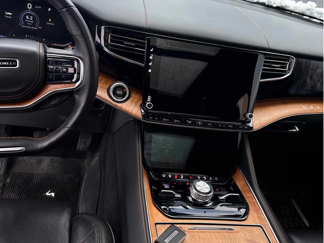 Jeep Grand Wagoneer * Series III * CARFAX * ЦЕНА ДО БГ - автомобили, коли, обяви за нови и употребявани 8