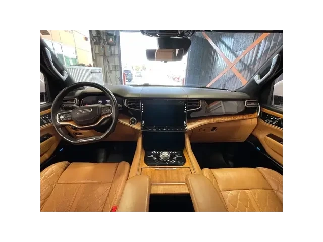 Jeep Grand Wagoneer SERIES III * 6.4 V8 * 360 CAMERA * 7 МЕСТА * - автомобили, коли, обяви за нови и употребявани 7