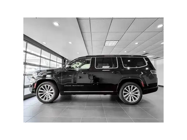 Jeep Grand Wagoneer 6.4 V8 * AWD * CARFAX * - автомобили, коли, обяви за нови и употребявани 5