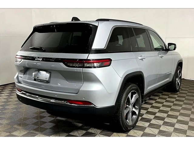 Jeep Wagoneer Grand Cherokee 4xe - автомобили, коли, обяви за нови и употребявани 1
