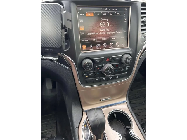 Jeep Wagoneer Summit - автомобили, коли, обяви за нови и употребявани 10