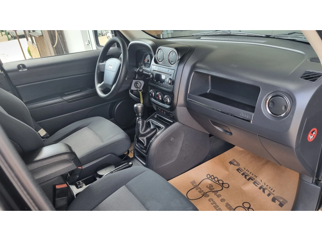 Jeep Patriot 2.2crd 163к.с. - автомобили, коли, обяви за нови и употребявани 13