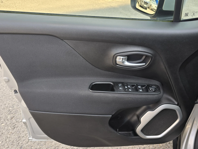 Jeep Renegade 1.6 myltijet - автомобили, коли, обяви за нови и употребявани 14