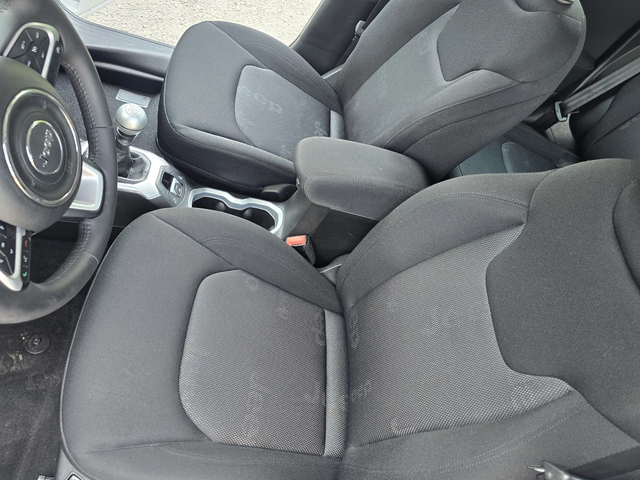 Jeep Renegade 1.6 myltijet - автомобили, коли, обяви за нови и употребявани 8