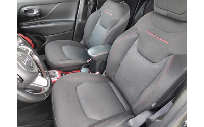 Jeep Renegade 2,0d 170ps 4x4 AUTOMATIC - автомобили, коли, обяви за нови и употребявани 7