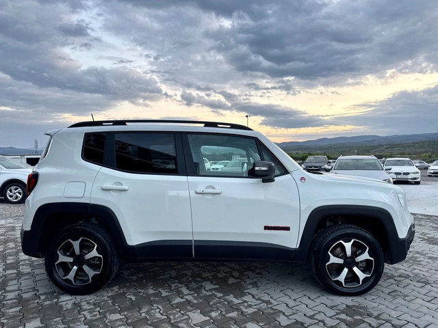 Jeep Renegade 2.0 m.jet 4х4 Собствен лизинг !!! - автомобили, коли, обяви за нови и употребявани 3