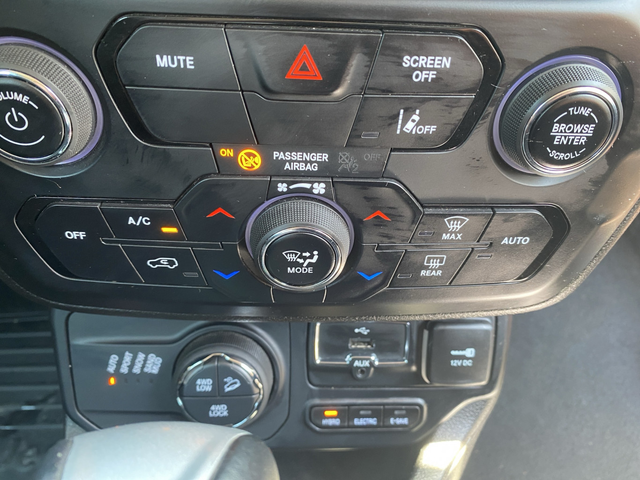 Jeep RENEGADE Limited 4xe 190 hp - автомобили, коли, обяви за нови и употребявани 13