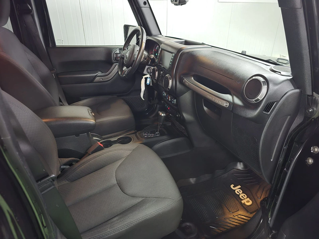 Jeep Wrangler SPORT UNLIMITED 3.6 AWD - автомобили, коли, обяви за нови и употребявани 13