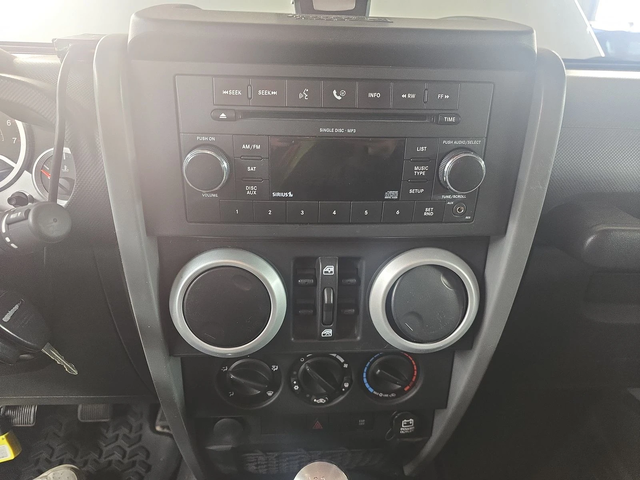 Jeep Wrangler SAHARA* ДЪЛГА БАЗА* РЪЧКА - автомобили, коли, обяви за нови и употребявани 10