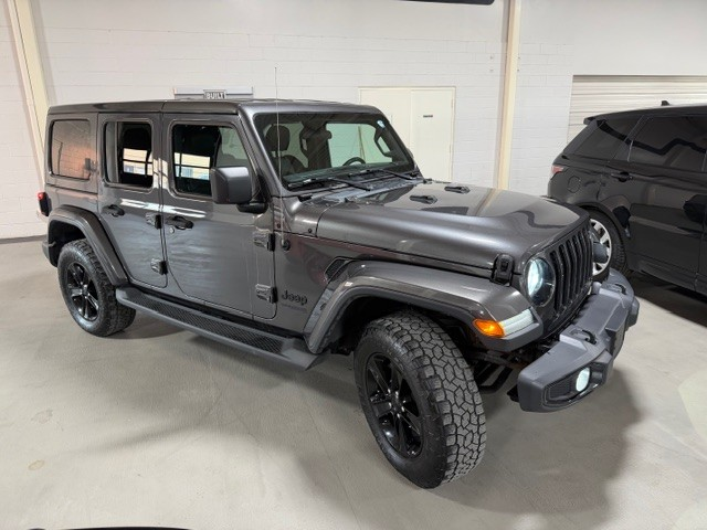 Jeep Wrangler 2.0L 4cyl 4WD - автомобили, коли, обяви за нови и употребявани 2