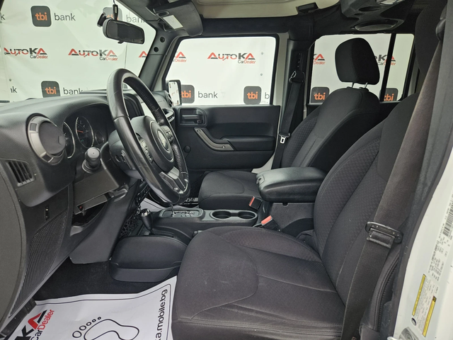 Jeep Wrangler 3.6i-290kc= АВТОМАТ= ДЪЛГА БАЗА= КЛИМАТИК - автомобили, коли, обяви за нови и употребявани 6