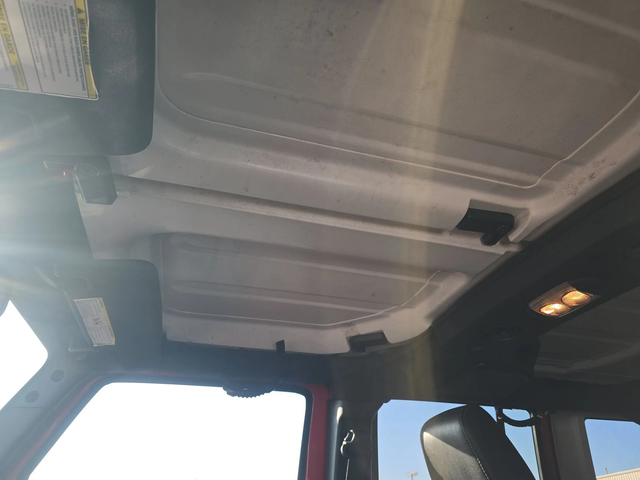 Jeep Wrangler Unlimited Rubicon Hard Rock Edition - автомобили, коли, обяви за нови и употребявани 11