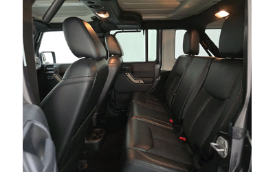 Jeep Wrangler Unlimited 75th Anniversary Edition - автомобили, коли, обяви за нови и употребявани 12