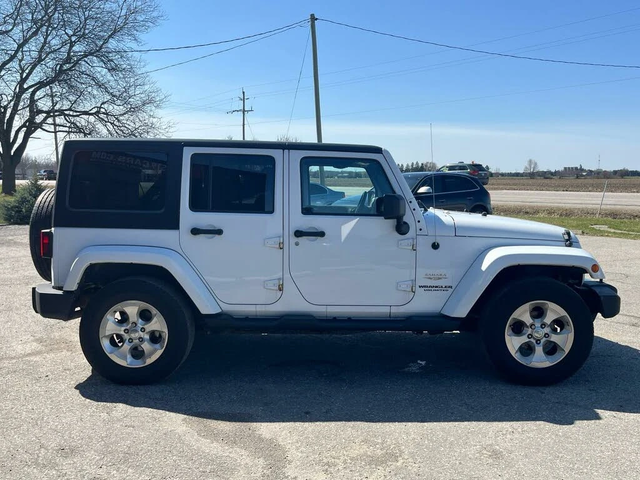 Jeep Wrangler Unlimited Sahara 4WD - автомобили, коли, обяви за нови и употребявани 6