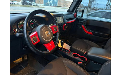 Jeep Wrangler Sahara 4WD - автомобили, коли, обяви за нови и употребявани 9