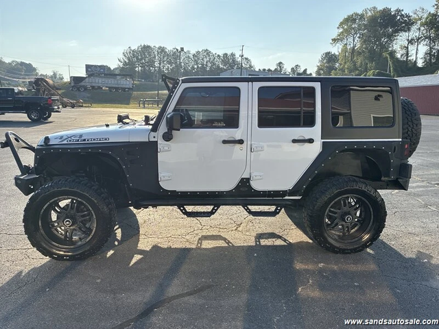 Jeep Wrangler Unlimited Sahara - автомобили, коли, обяви за нови и употребявани 4