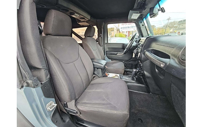 Jeep Wrangler Sport - автомобили, коли, обяви за нови и употребявани 9