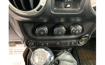 Jeep Wrangler * Rubicon* - автомобили, коли, обяви за нови и употребявани 9