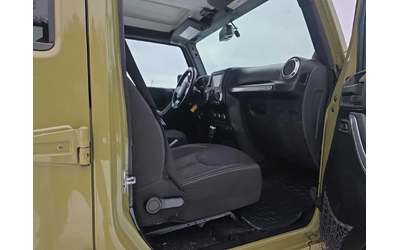 Jeep Wrangler Unlimited Sahara С РЕГИСТРАЦИЯ & АВТО КРЕДИТ - автомобили, коли, обяви за нови и употребявани 10