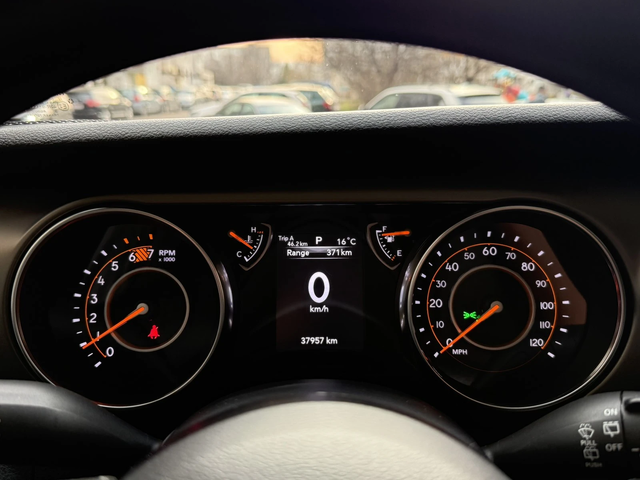 Jeep Wrangler 2.0TURBO| SPORT| РЕАЛНИ КМ!| КАСКО - автомобили, коли, обяви за нови и употребявани 10