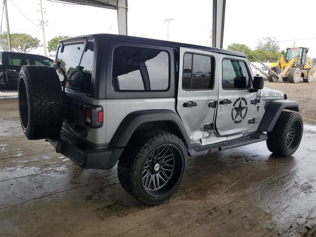 Jeep Wrangler 3.6* UNLIMITED SPORT* РЕАЛНИ КМ - автомобили, коли, обяви за нови и употребявани 4
