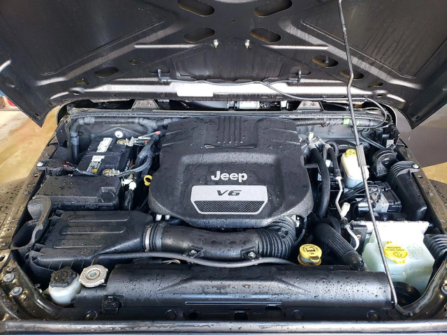 Jeep Wrangler 3.6* UNLIMITED SPORT* РЕАЛНИ КМ - автомобили, коли, обяви за нови и употребявани 11