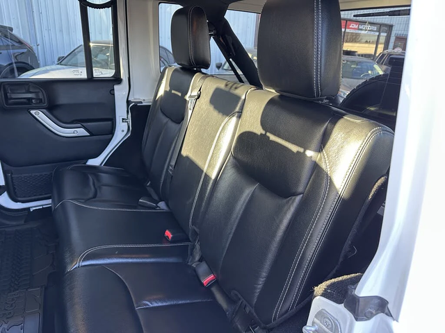 Jeep Wrangler SAHARA| ДЪЛГА БАЗА| КОЖА| V6| BRIDGESTONE| - автомобили, коли, обяви за нови и употребявани 13