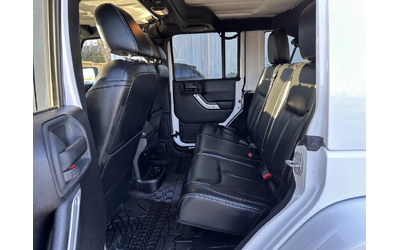 Jeep Wrangler SAHARA| ДЪЛГА БАЗА| КОЖА| V6| BRIDGESTONE| - автомобили, коли, обяви за нови и употребявани 14