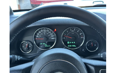 Jeep Wrangler SAHARA| ДЪЛГА БАЗА| КОЖА| V6| BRIDGESTONE| - автомобили, коли, обяви за нови и употребявани 8