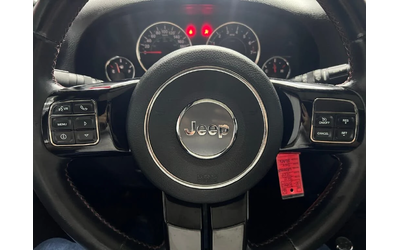 Jeep Wrangler - автомобили, коли, обяви за нови и употребявани 7