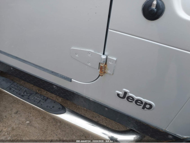 Jeep Wrangler 4.0L I-6 190HP 4X4 Drive - автомобили, коли, обяви за нови и употребявани 16