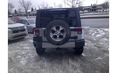 Jeep Wrangler UNLIMITED* SAHARA* 3.6* V6* - автомобили, коли, обяви за нови и употребявани 7