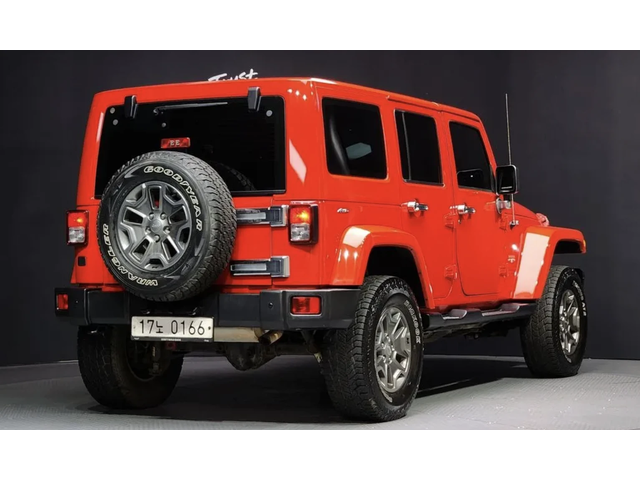 Jeep Wrangler UNLIMITED* SAHARA* 3.6* V6* ПОДГРЕВ* КОЖА* КАМЕРА* - автомобили, коли, обяви за нови и употребявани 1