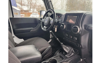 Jeep Wrangler АвтоКредит* (ЦЕНА ДО БГ)Wrangler Sport - автомобили, коли, обяви за нови и употребявани 12