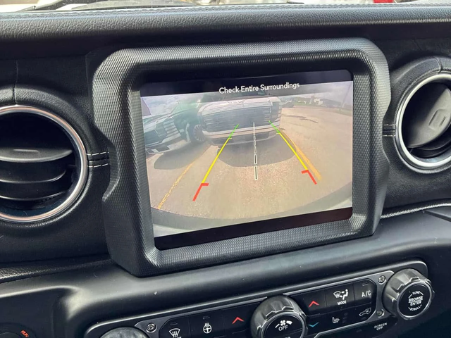 Jeep Wrangler * Sahara * CARFAX * Подгреви * Keyless - автомобили, коли, обяви за нови и употребявани 14