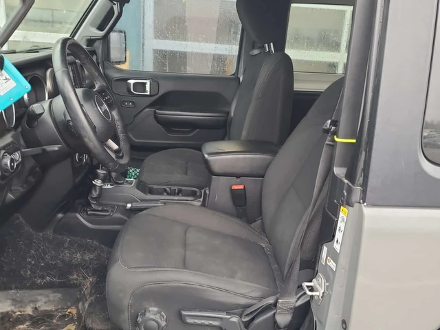 Jeep Wrangler SPORT S/CARFAX/ - автомобили, коли, обяви за нови и употребявани 5