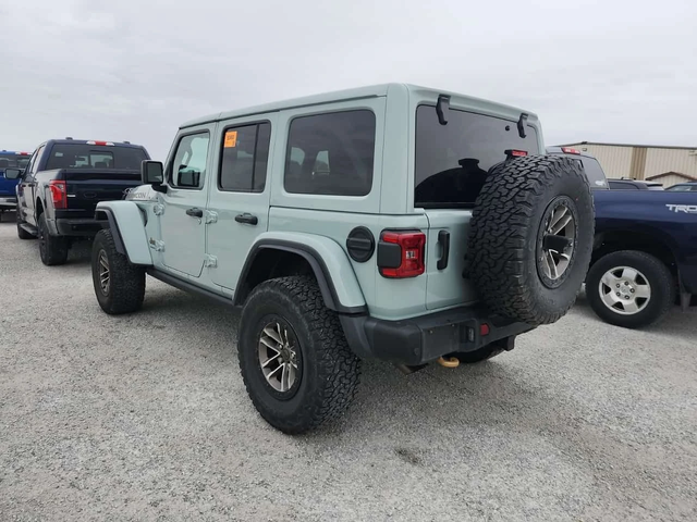 Jeep Wrangler RUBICON 392 * CARFAX * One owner * Без инциденти * - автомобили, коли, обяви за нови и употребявани 3