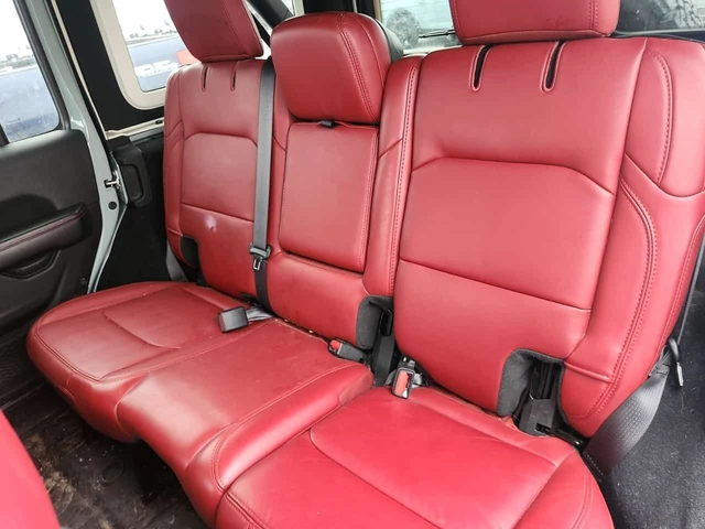 Jeep Wrangler RUBICON 392 * CARFAX * One owner * Без инциденти * - автомобили, коли, обяви за нови и употребявани 9