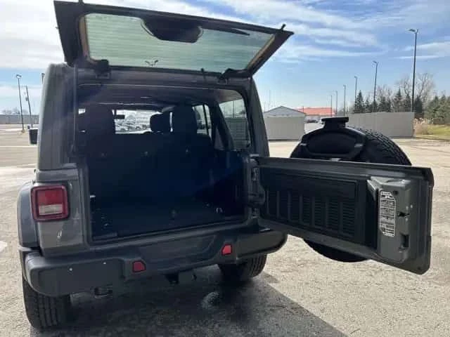 Jeep Wrangler * Sahara 4x4 * 1 СОБСТВЕНИК * ЦЕНА ДО БГ - автомобили, коли, обяви за нови и употребявани 16